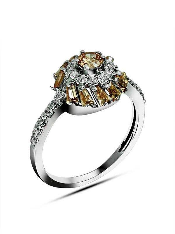 Buy Tapered Illusion Setting Cluster Ring 3.75mm center stone & 2.4mm taper stones handcrafted in sterling silver