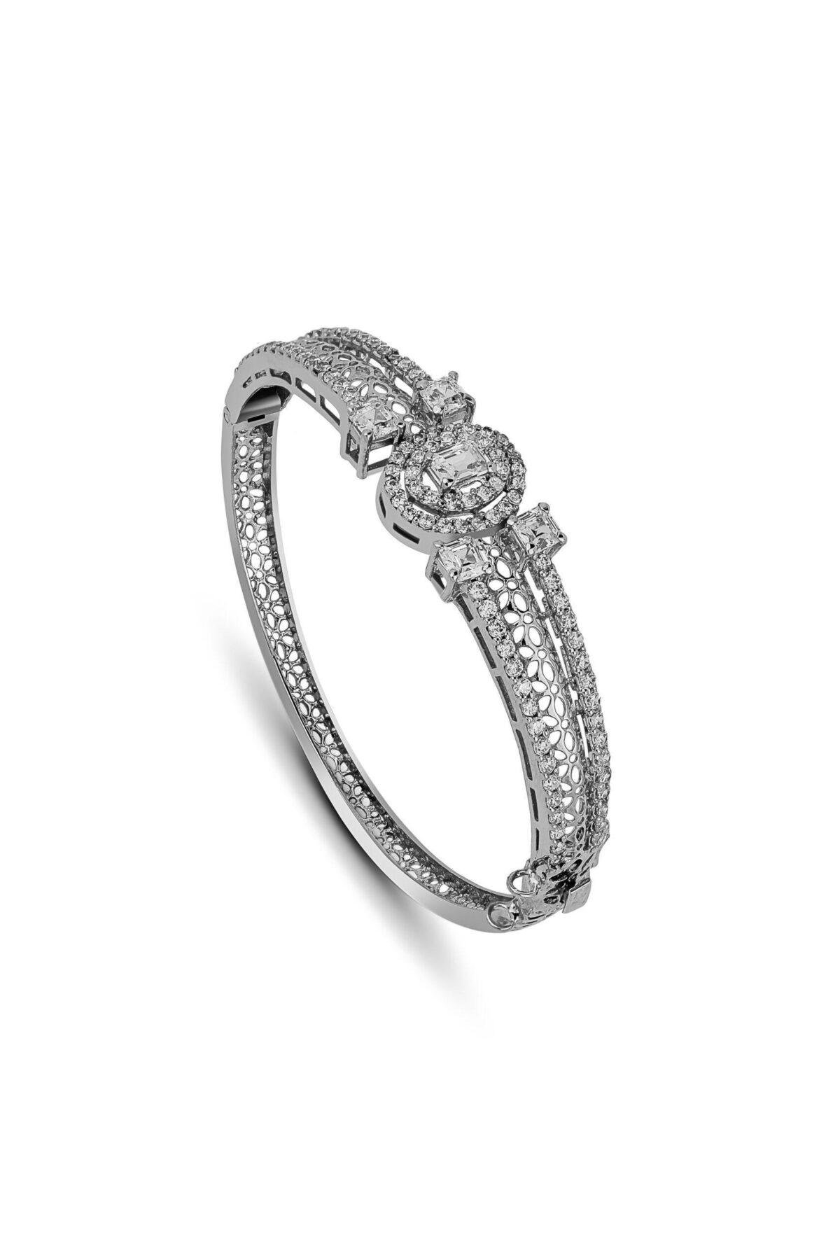 Noufera’s Luxe Halo Bracelet with 925 sterling silver & rhodium plating