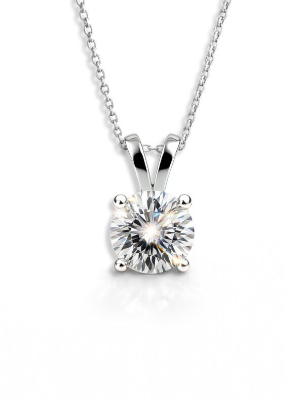 mossonaite pendant with cable chain